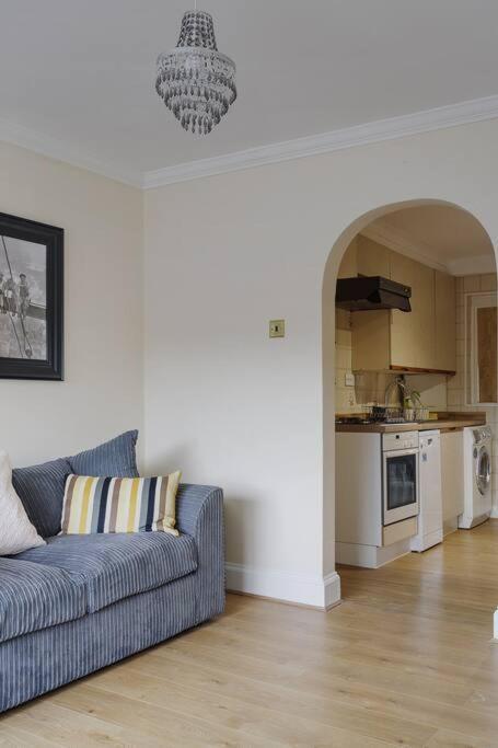 Modern 4 Bedroom House In Heathrow, London Stanwell Luaran gambar