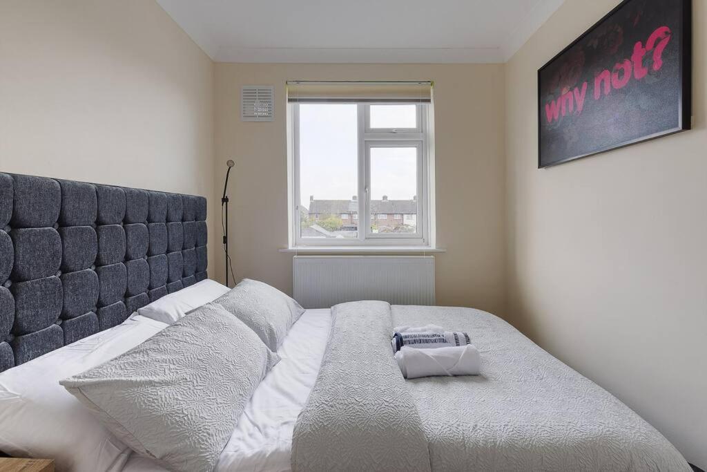 Modern 4 Bedroom House In Heathrow, London Stanwell Luaran gambar